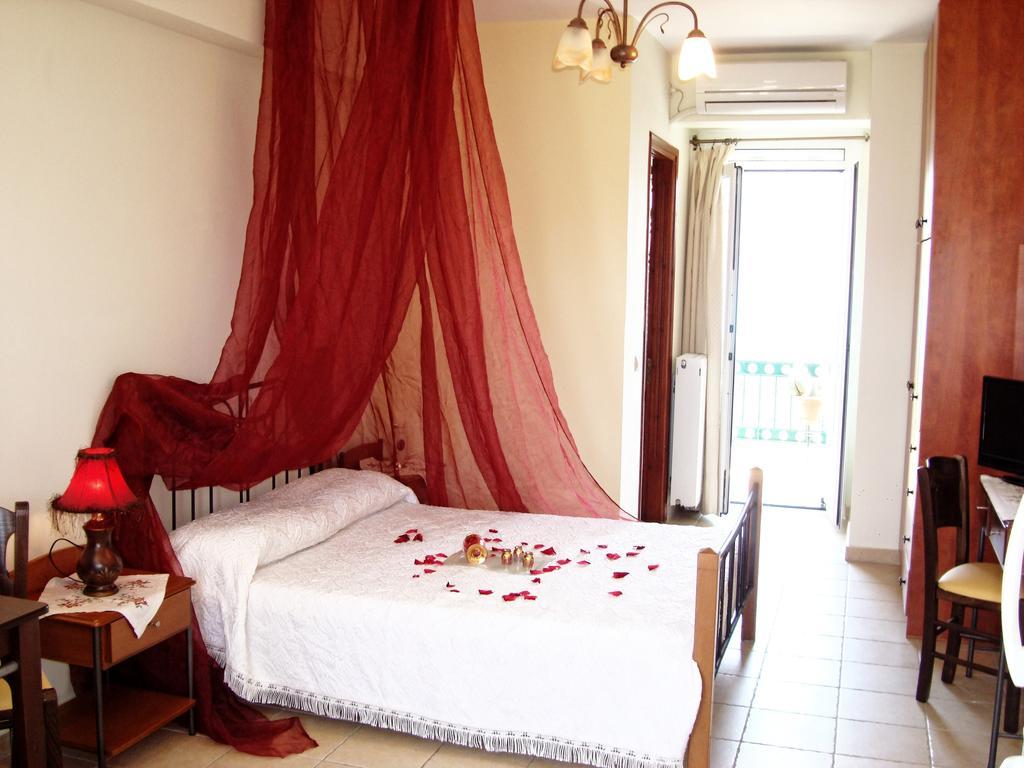 Remenata Apartment Lixouri Phòng bức ảnh